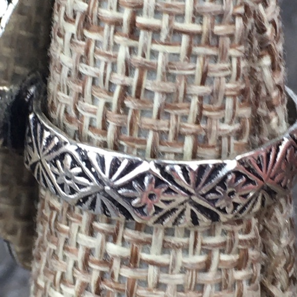 Solar Quartz Stone Ring Size 8.75 - Picture 5 of 9